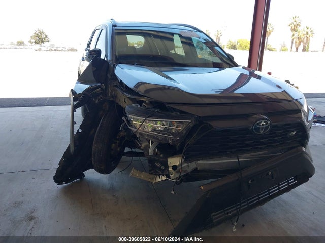 Toyota Rav4 Xle 2019 2T3P1RFV4KW070408 Image 1
