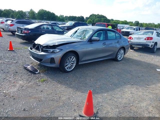 BMW 330I 2023 3MW69FF04P8D12197 Image 2