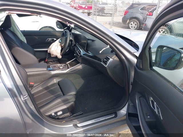 BMW 330I 2023 3MW69FF04P8D12197 Image 5