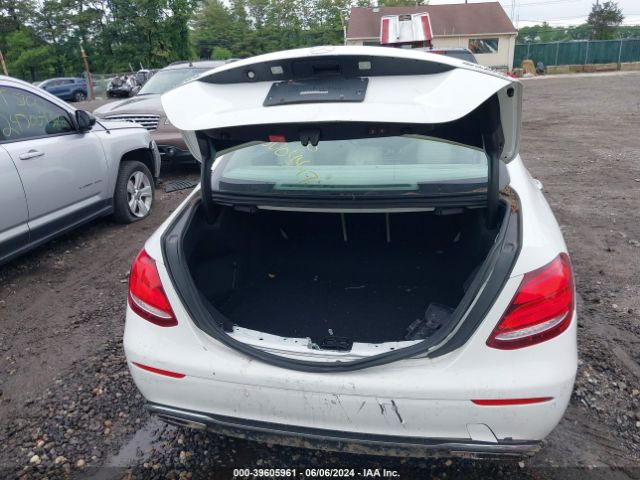 WDDZF4KB5HA088499 Mercedes-Benz E 300 4matic