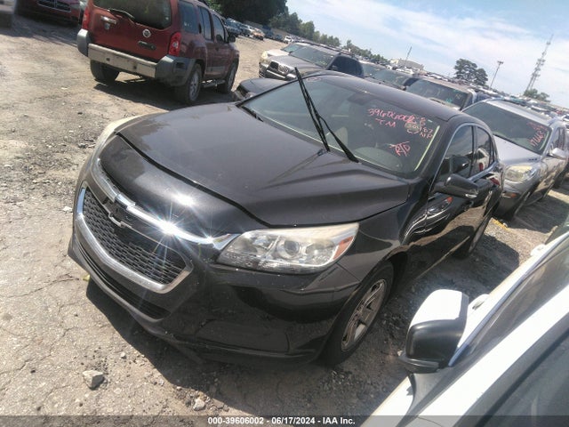 Chevrolet MALIBU 1LT 2015 1G11C5SL5FF286538 Image 2