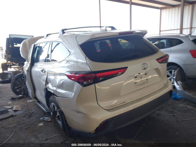 Toyota Highlander Xle 2020 5TDGZRAH4LS512763 Image 3