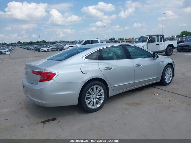 1G4ZR5SZ7JU142809 Buick Lacrosse Premium