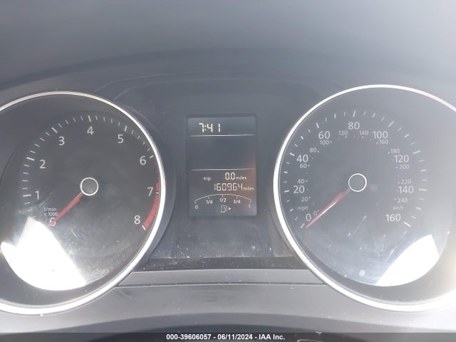 3VW2K7AJ7FM425561 Volkswagen Jetta 2.0l S