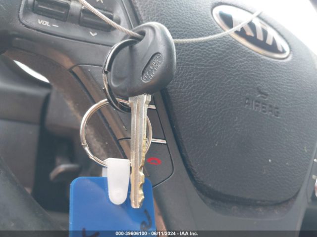 KNAFX4A6XG5460681 KIA FORTE LX