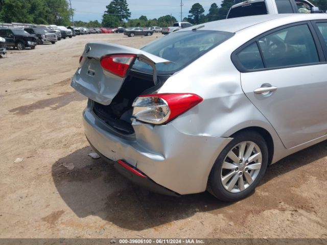 KNAFX4A6XG5460681 KIA FORTE LX