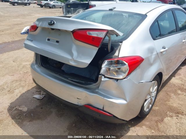 KNAFX4A6XG5460681 KIA FORTE LX