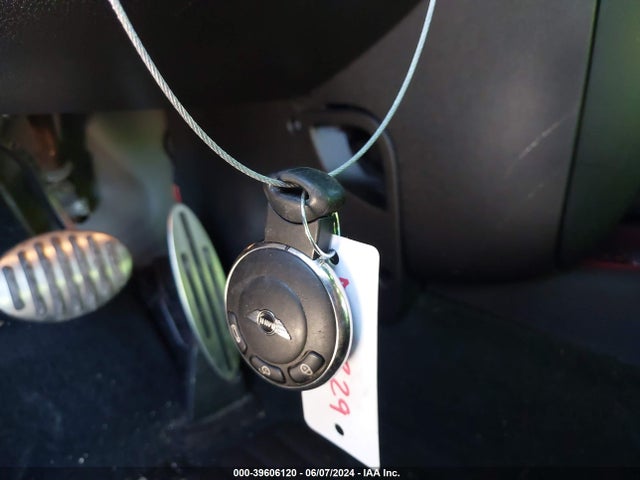 2012 MINI COOPER S CLUBMAN WMWZG3C59CTY38961 Photo 10