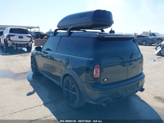 2012 MINI COOPER S CLUBMAN WMWZG3C59CTY38961 Photo 2