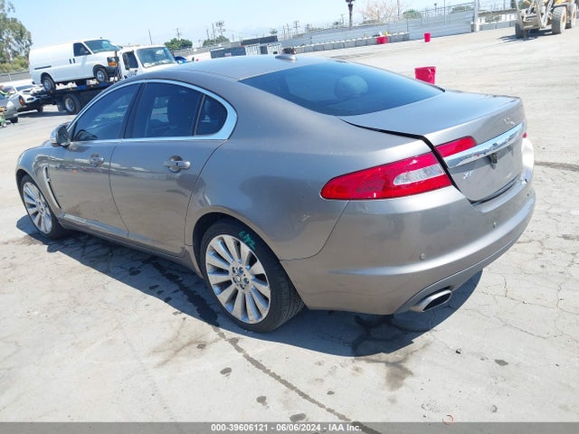 2009 JAGUAR XF SAJWA06B69HR21154 Photo 2