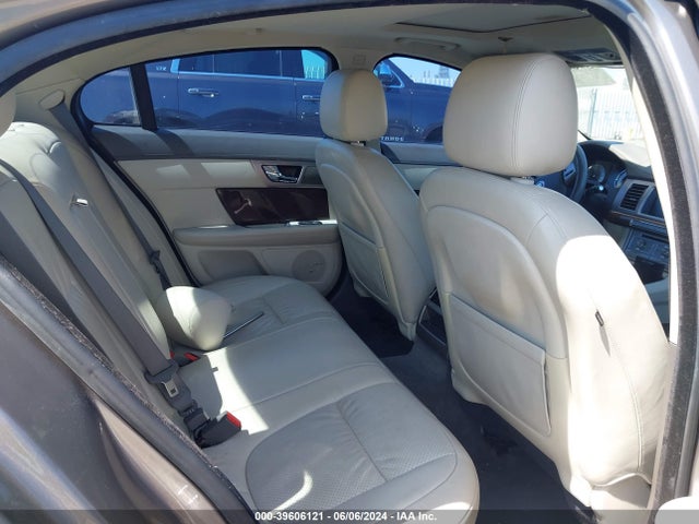 2009 JAGUAR XF SAJWA06B69HR21154 Photo 7