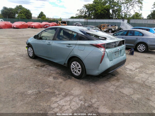 Toyota Prius Two 2017 JTDKBRFU4H3024345 Image 3