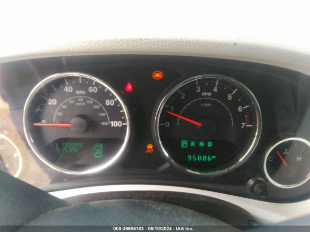 1C4BJWDG5GL312646 Jeep Wrangler Unlimited Sport