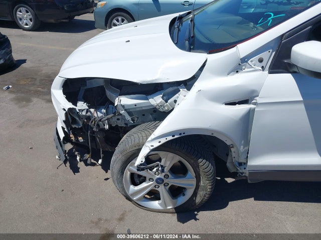 Ford ESCAPE SE 2015 1FMCU9GX1FUA82228 Image 6