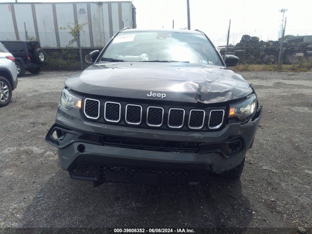 3C4NJDCNXRT590709 Jeep Compass Limited 4x4