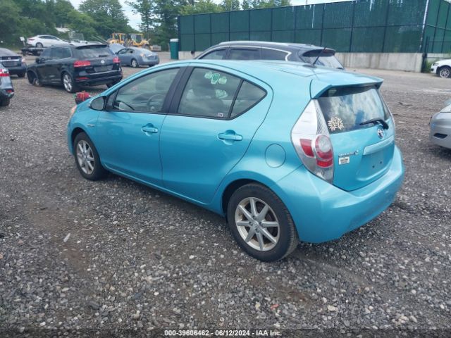 JTDKDTB33E1077792 Toyota Prius C Four