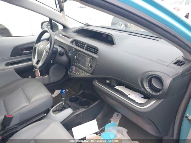 JTDKDTB33E1077792 Toyota Prius C Four