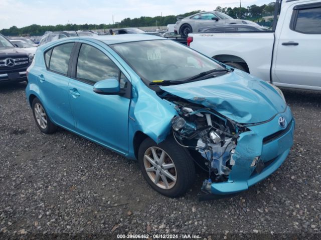 JTDKDTB33E1077792 Toyota Prius C Four