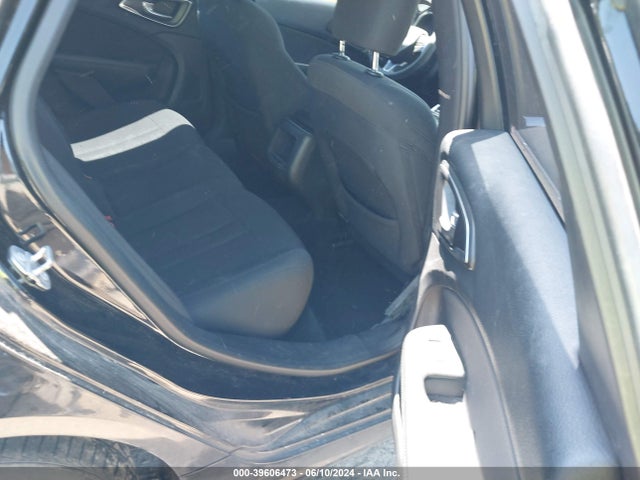 1C3CCCAB8GN101312 Chrysler 200 Limited
