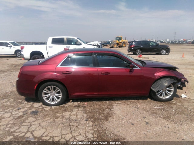 Chrysler 300 Anniversary Edition 2016 2C3CCAAG0GH274055 Image 13