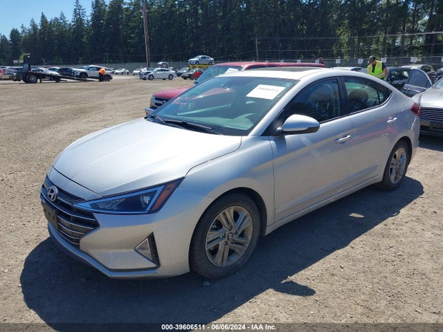 Hyundai Elantra Value Edition 2019 5NPD84LF7KH445391 Image 2
