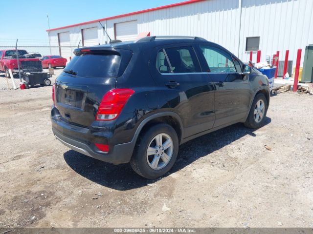 3GNCJLSB4HL159975 Chevrolet Trax Lt