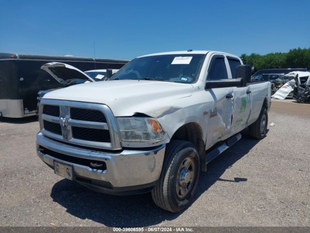 3C6UR5HJ5JG379552 RAM 2500 Tradesman  4x4 8' Box