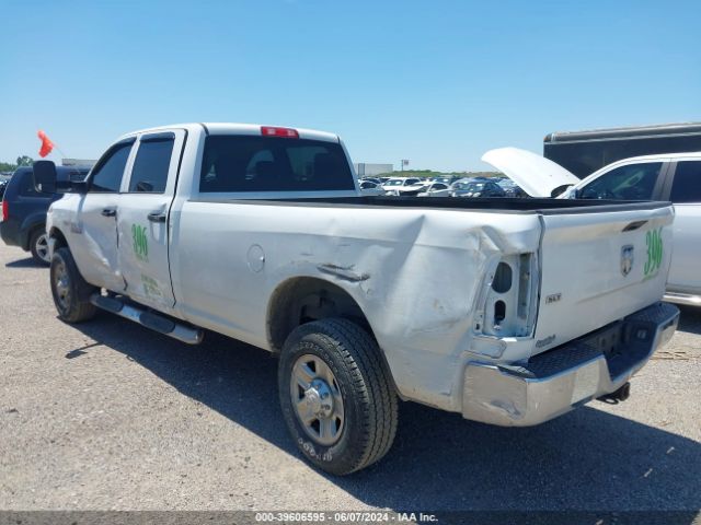 3C6UR5HJ5JG379552 RAM 2500 Tradesman  4x4 8' Box