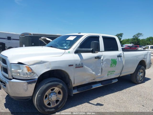 3C6UR5HJ5JG379552 RAM 2500 Tradesman  4x4 8' Box