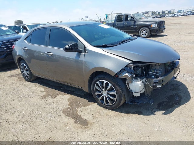 Toyota COROLLA LE 2018 2T1BURHE4JC090620 main image