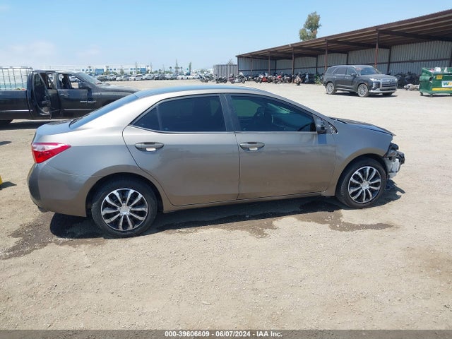 Toyota COROLLA LE 2018 2T1BURHE4JC090620 Image 14