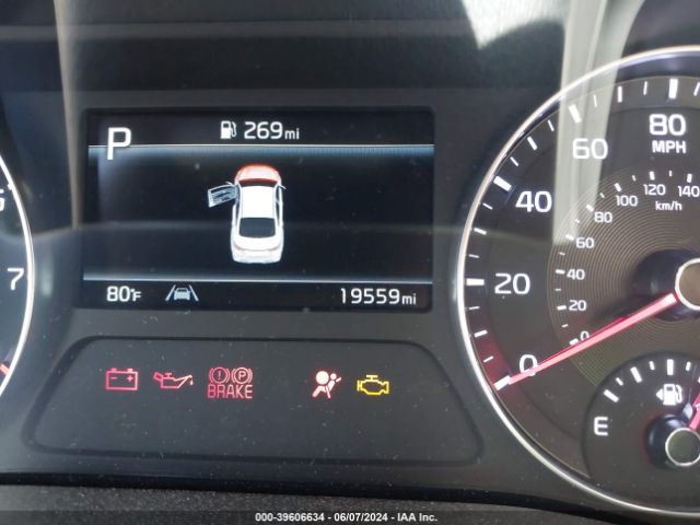 3KPF24AD9NE492605 KIA Forte Lxs