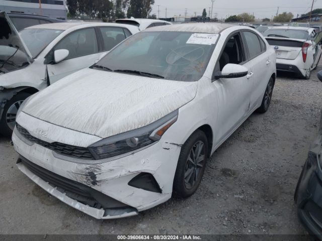 3KPF24AD9NE492605 KIA Forte Lxs