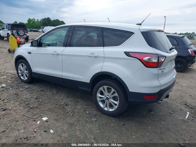 Ford ESCAPE SE 2017 1FMCU0G96HUE90448 Image 3