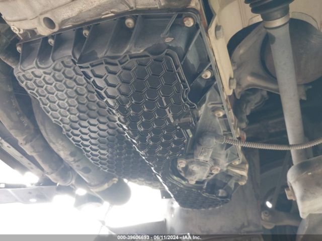 3VV3B7AX6JM024654 Volkswagen Tiguan 2.0t Se/2.0t Sel