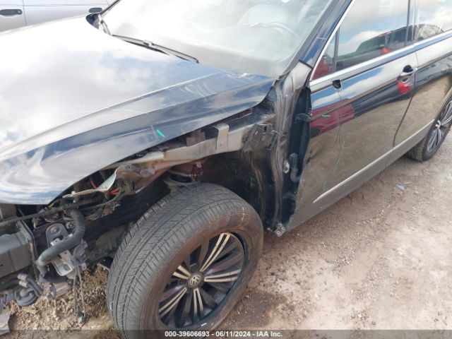 3VV3B7AX6JM024654 Volkswagen Tiguan 2.0t Se/2.0t Sel