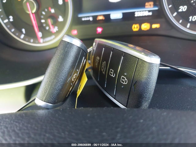 KMTG34LA9KU012839 Genesis G70 2.0t Advanced