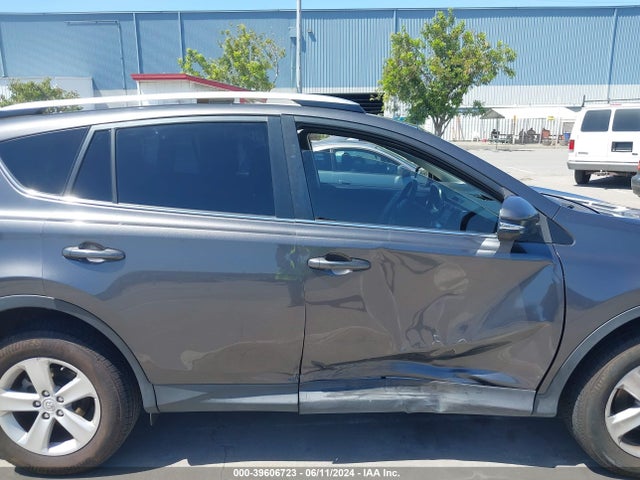 Toyota Rav4 Xle 2014 JTMWFREV2EJ010564 Image 13