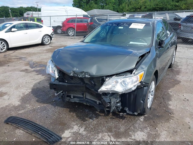 Toyota CAMRY LE 2014 4T4BF1FK0ER355564 Image 2