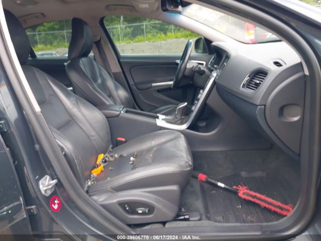 YV1612FSXE2275182 Volvo S60 T5/t5 Platinum/t5 Premier/t5 Premier Plus