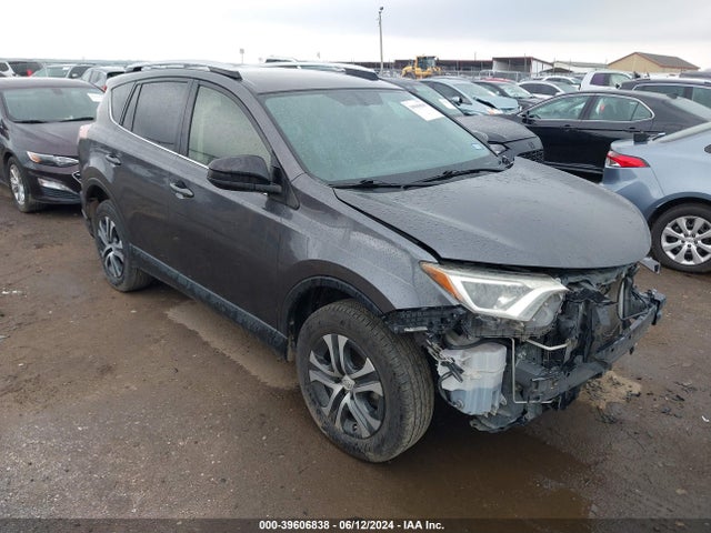 Toyota RAV4 LE 2016 JTMZFREV9GJ077761 main image