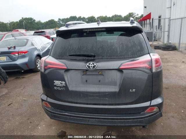 Toyota RAV4 LE 2016 JTMZFREV9GJ077761 Image 17
