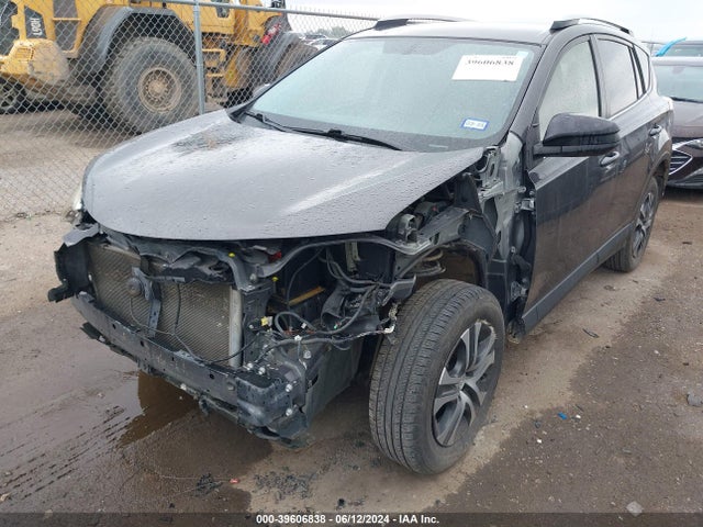 Toyota RAV4 LE 2016 JTMZFREV9GJ077761 Image 6