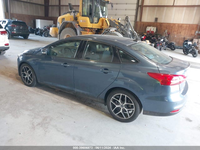 Ford FOCUS SEL 2018 1FADP3H20JL264233 Image 3