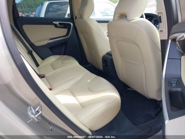 YV4612RK0G2860175 Volvo Xc60 T5 Premier