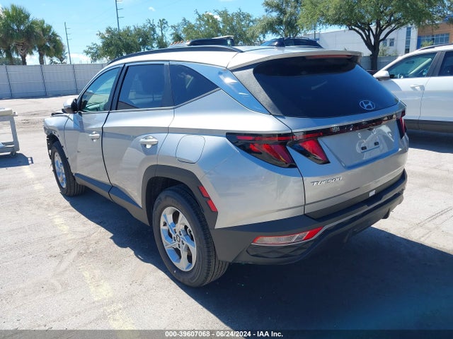 Hyundai TUCSON SEL 2024 5NMJBCDE8RH342380 Image 3