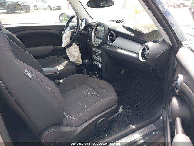 2007 MINI COOPER WMWMF33577TL77455 Photo 4