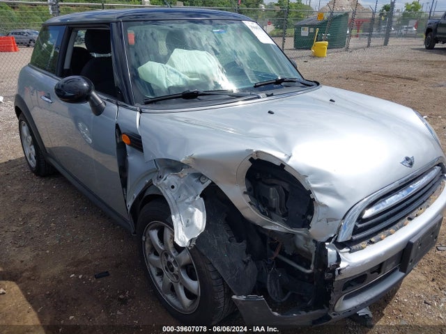 2007 MINI COOPER WMWMF33577TL77455 Photo 5