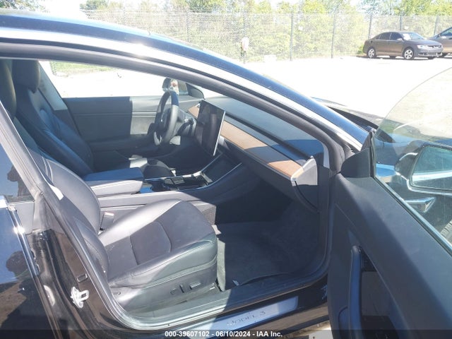 5YJ3E1EB8KF453401 Tesla Model 3 Long Range/performance