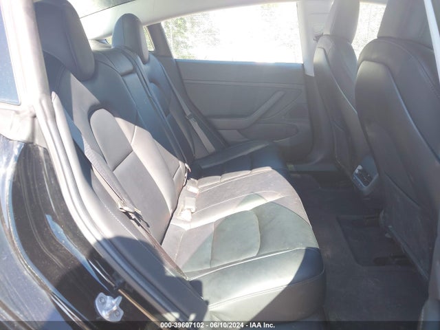 5YJ3E1EB8KF453401 Tesla Model 3 Long Range/performance